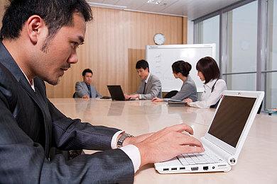 供应链持续紧张 索尼正式下调本财年PS5销售预期